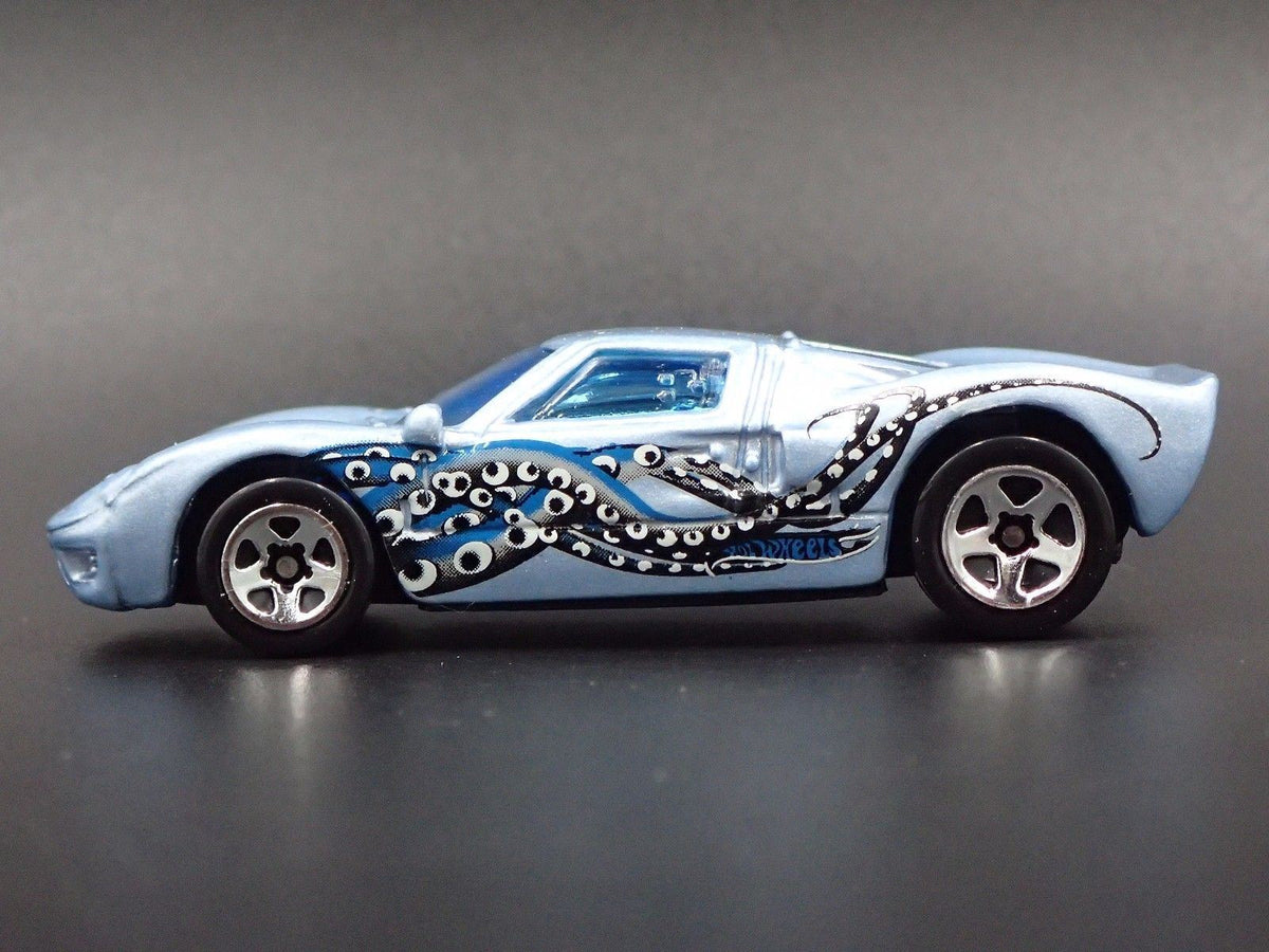 1965 FORD GT40 RARE 1:64 SCALE LIMITED COLLECTIBLE DIORAMA DIECAST MODEL CAR-Burning Rubber Toy Company