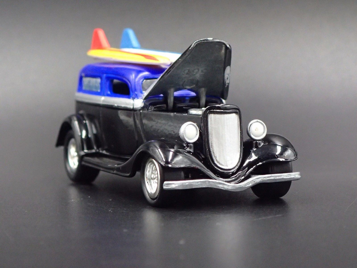 1933 33 FORD PANEL DELIVERY SURFING RARE 1:64 SCALE DIORAMA DIECAST MODEL CAR