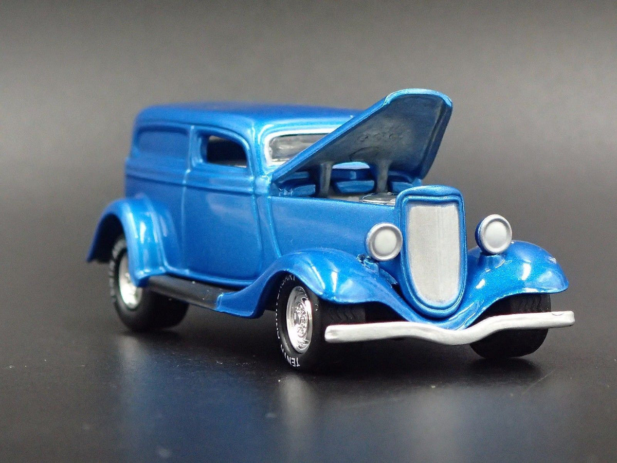 1933 FORD PANEL DELIVERY RARE 1:64 SCALE COLLECTIBLE DIORAMA DIECAST MODEL CAR-Burning Rubber Toy Company