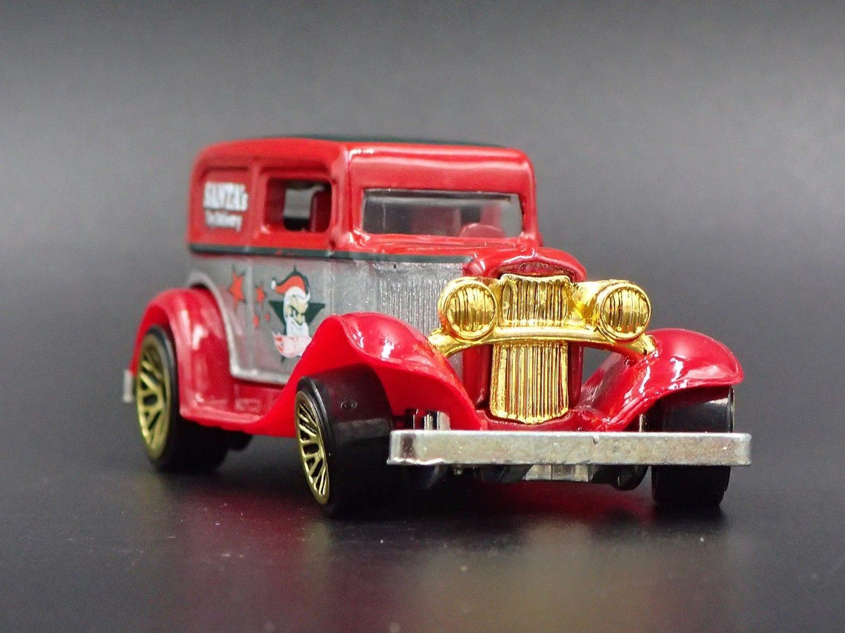 1932 FORD SEDAN DELIVERY CHRISTMAS RARE 1:64 COLLECTIBLE DIECAST MODEL CAR-Burning Rubber Toy Company