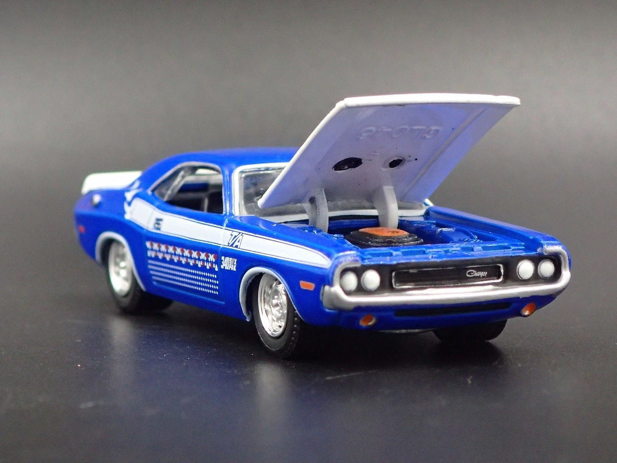 1970 DODGE CHALLENGER T/A RARE 1:64 SCALE LIMITED COLLECTIBLE DIECAST MODEL CAR-Burning Rubber Toy Company