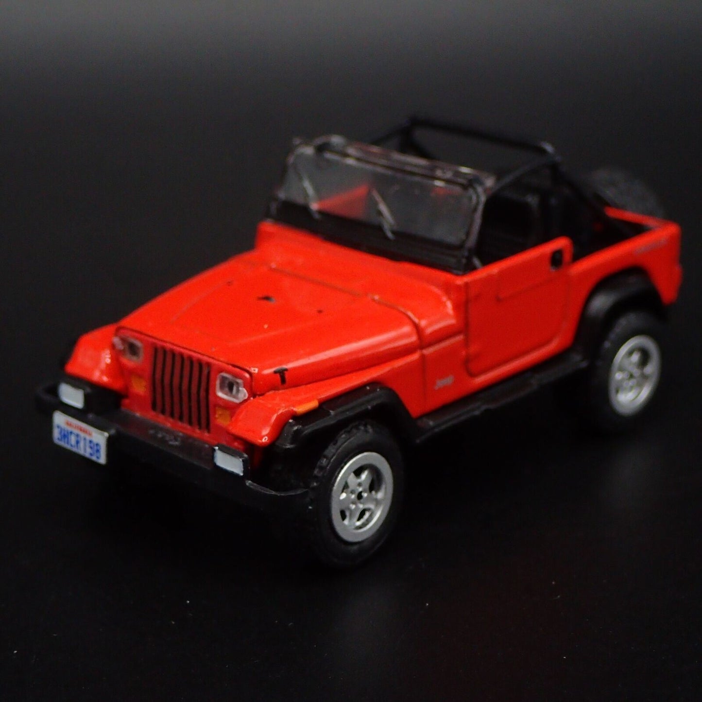 1986 - 1995 JEEP WRANGLER YJ 2 TWO DOOR RED 1/64 SCALE DIORAMA DIECAST MODEL CAR