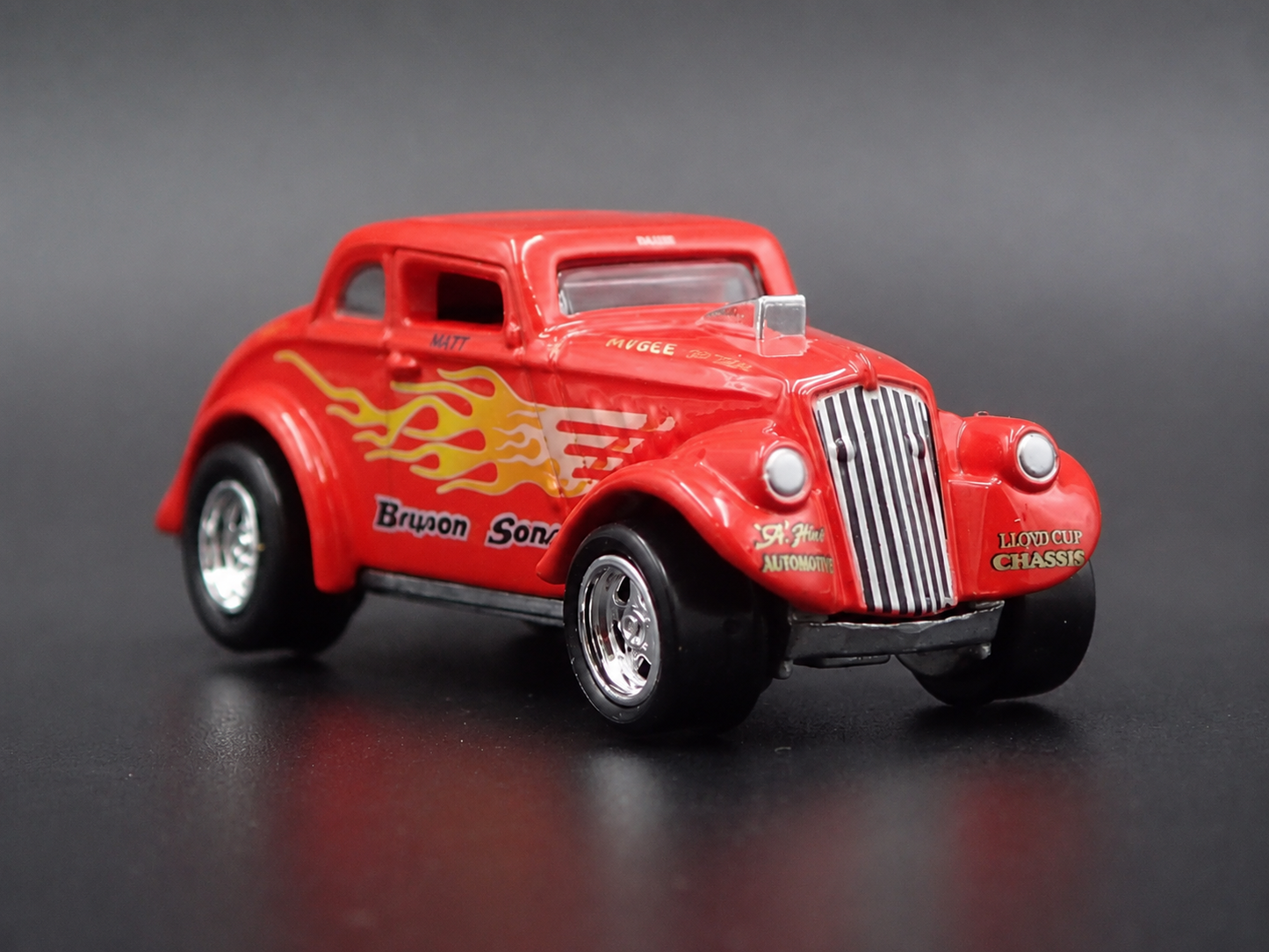 1933 33 WILLYS GASSER BRYSON & SONS 1:64 SCALE COLLECTIBLE DIECAST MODEL CAR