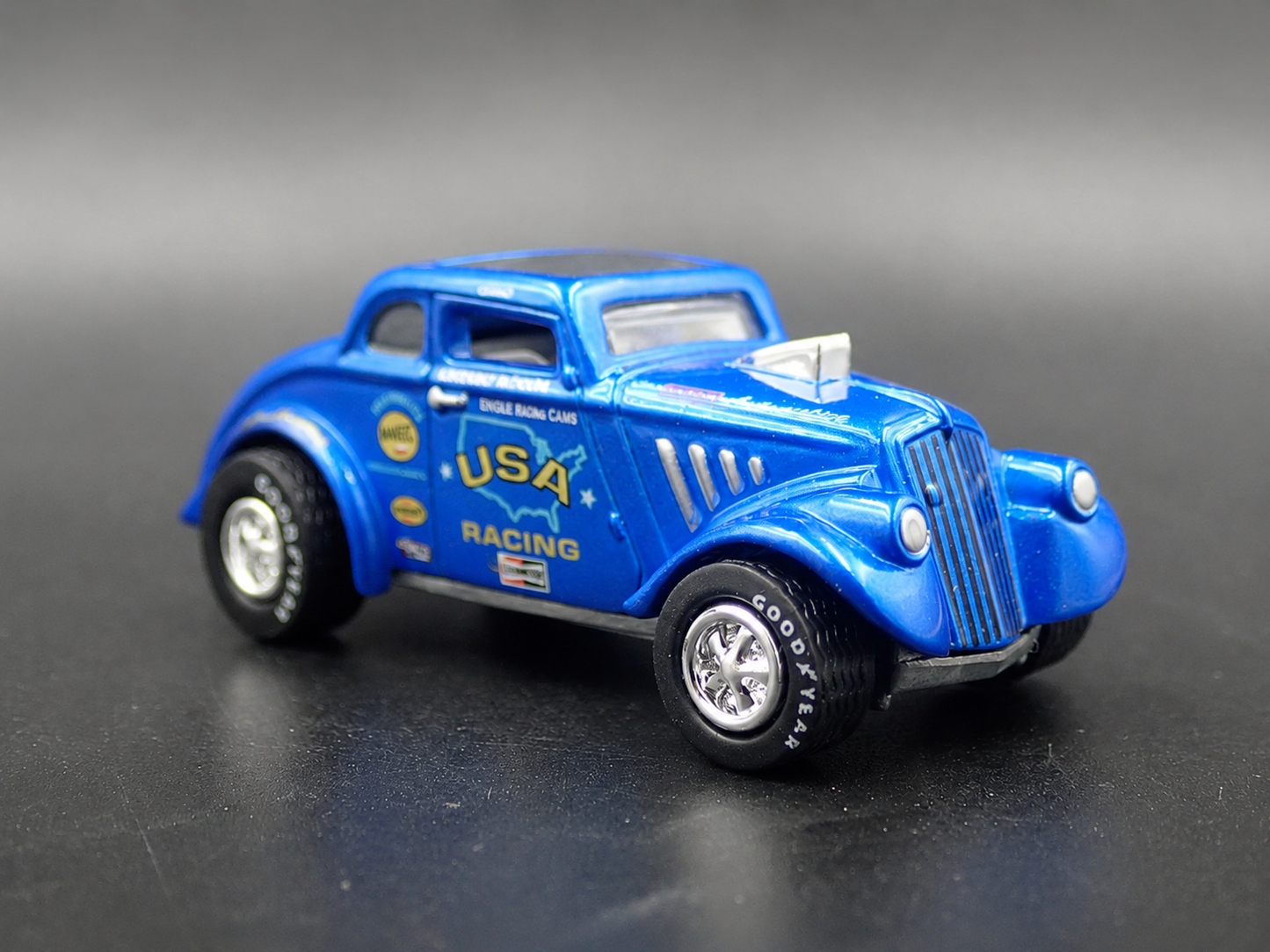 1933 33 WILLYS GASSER USA RACING RARE 1:64 SCALE DIORAMA DIECAST MODEL CAR