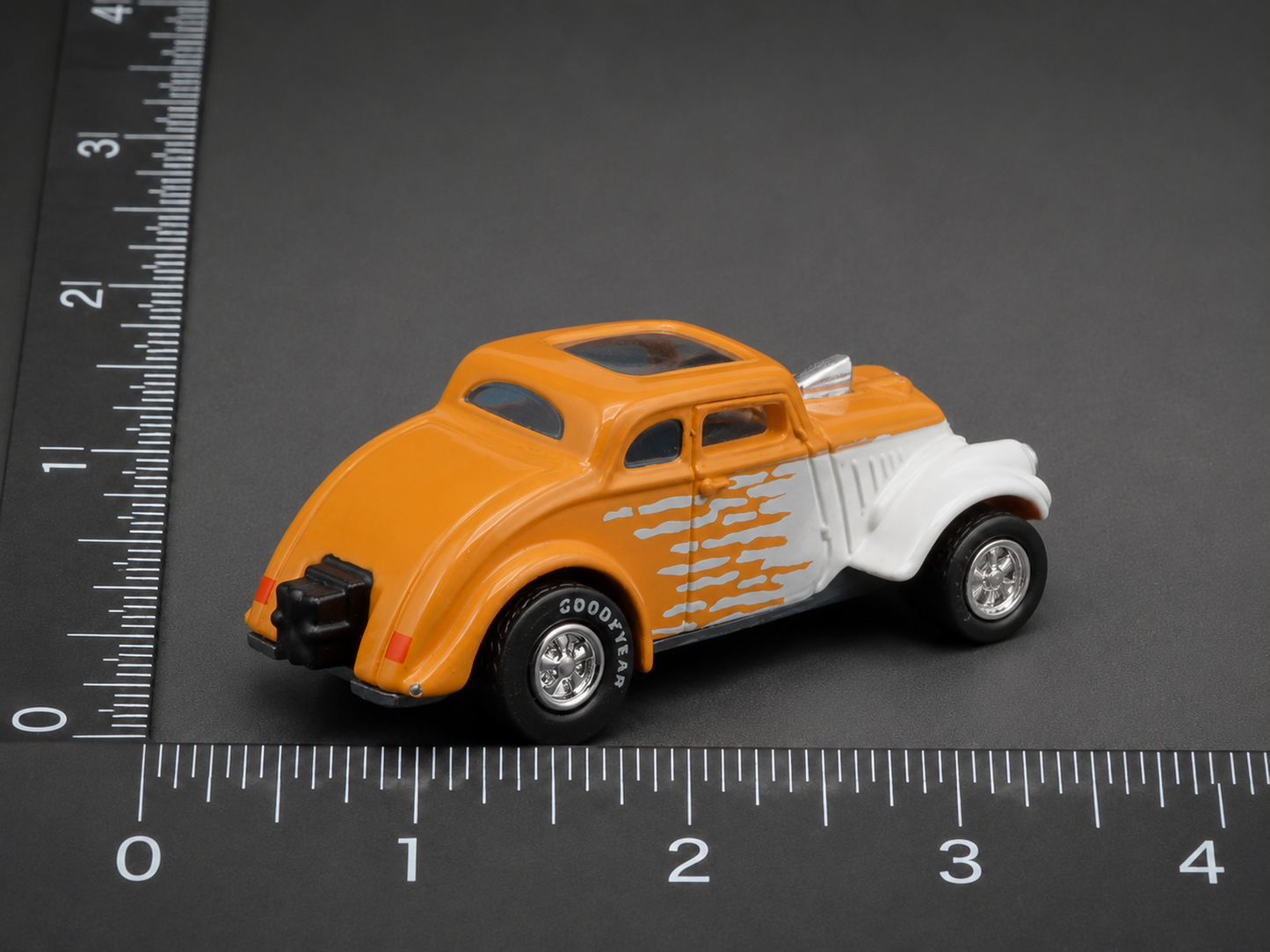 1933 33 WILLYS GASSER RARE. 1:64 SCALE COLLECTIBLE DIORAMA DIECAST MODEL CAR