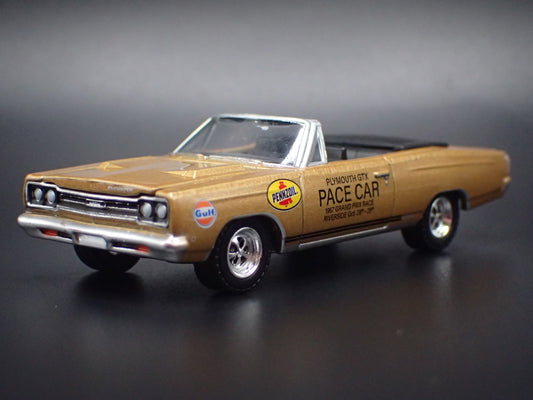 1968 68 PLYMOUTH GTX 1967 TIMES GRAND PRIX 1:64 SCALE DIECAST MODEL CAR