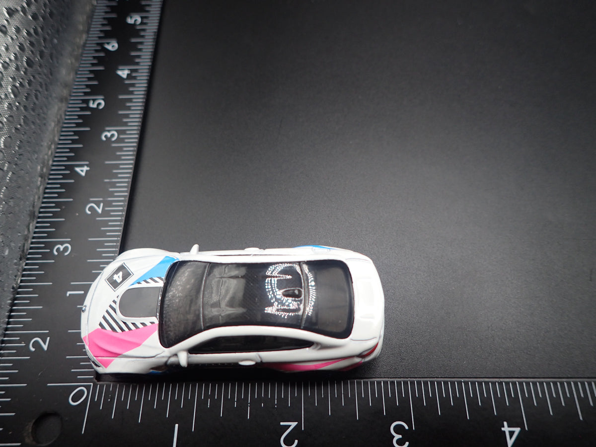 2014-2020 BMW M4 F82 COUPE WHITE 1:64 SCALE COLLECTIBLE DIECAST MODEL CAR
