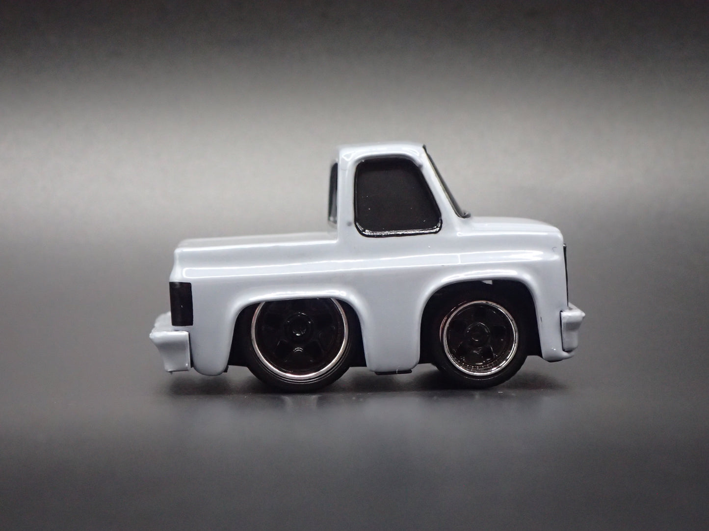 1987 87 CHEVY CHEVROLET C10 PICKUP TRUCK TUNED GRAY 1/64 SCALE DIECAST MODEL CAR