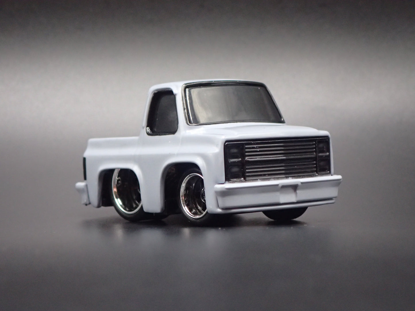1987 87 CHEVY CHEVROLET C10 PICKUP TRUCK TUNED GRAY 1/64 SCALE DIECAST MODEL CAR