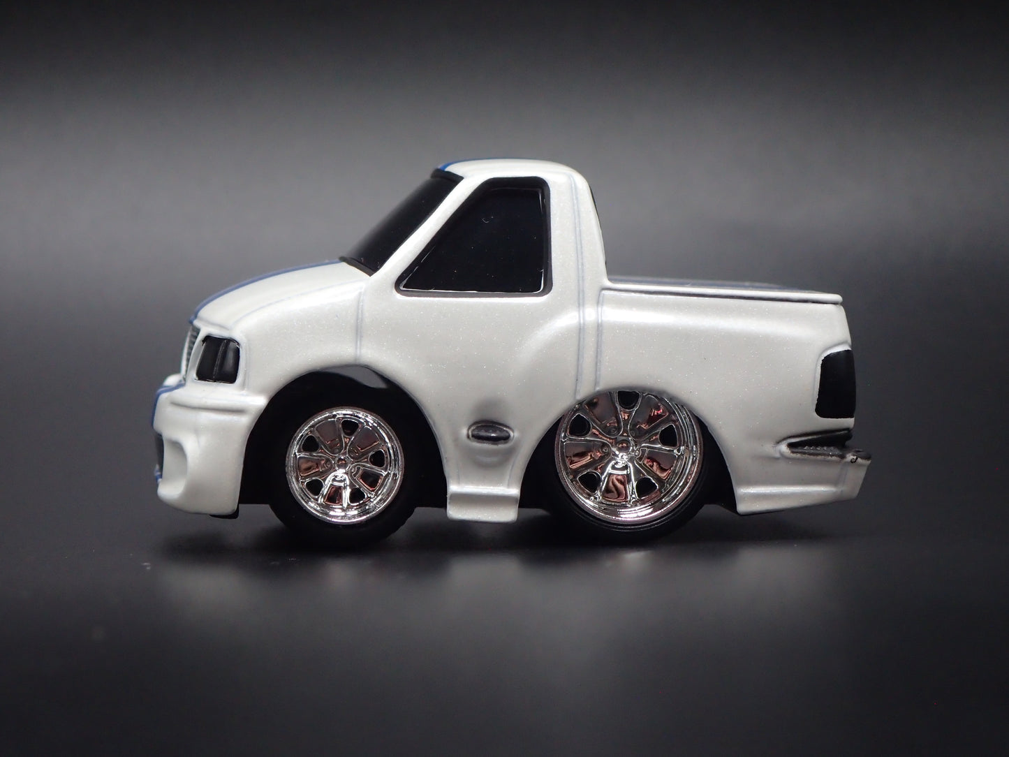 2001 01 FORD F150 LIGHTNING PICKUP TRUCK CAR TUNED 1:64 SCALE DIECAST MODEL CAR