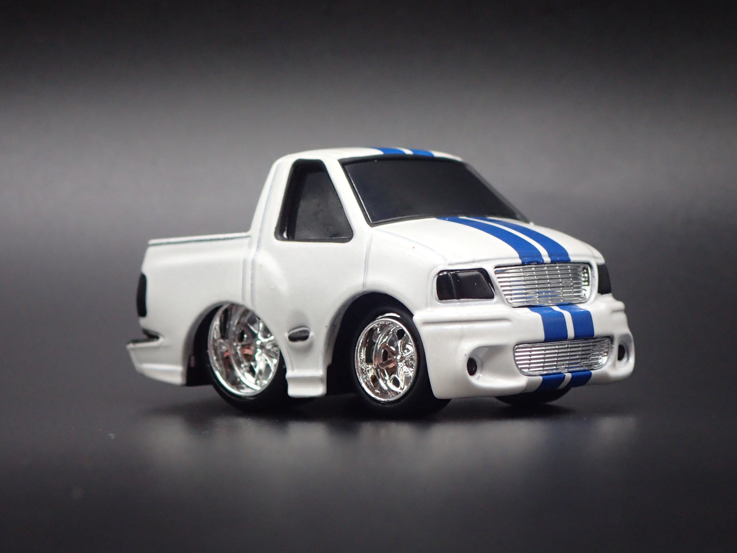 2001 01 FORD F150 LIGHTNING PICKUP TRUCK CAR TUNED 1:64 SCALE DIECAST MODEL CAR