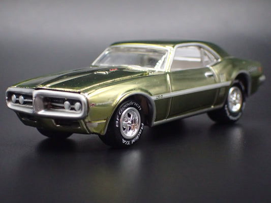 1968 68 PONTIAC FIREBIRD 1/64 SCALE COLLECTIBLE DIORAMA DIECAST MODEL CAR-Burning Rubber Toy Company