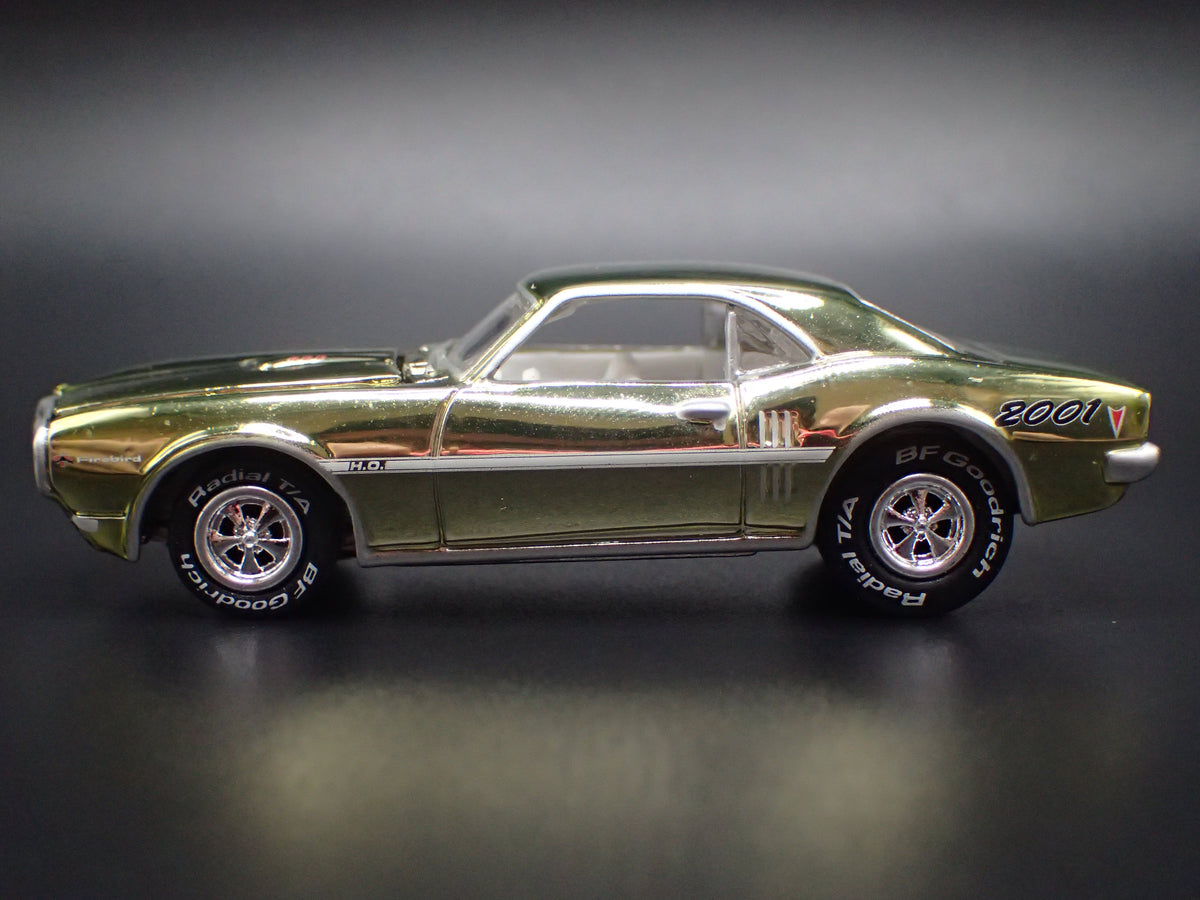 1968 68 PONTIAC FIREBIRD  1/64 SCALE COLLECTIBLE DIORAMA DIECAST MODEL CAR