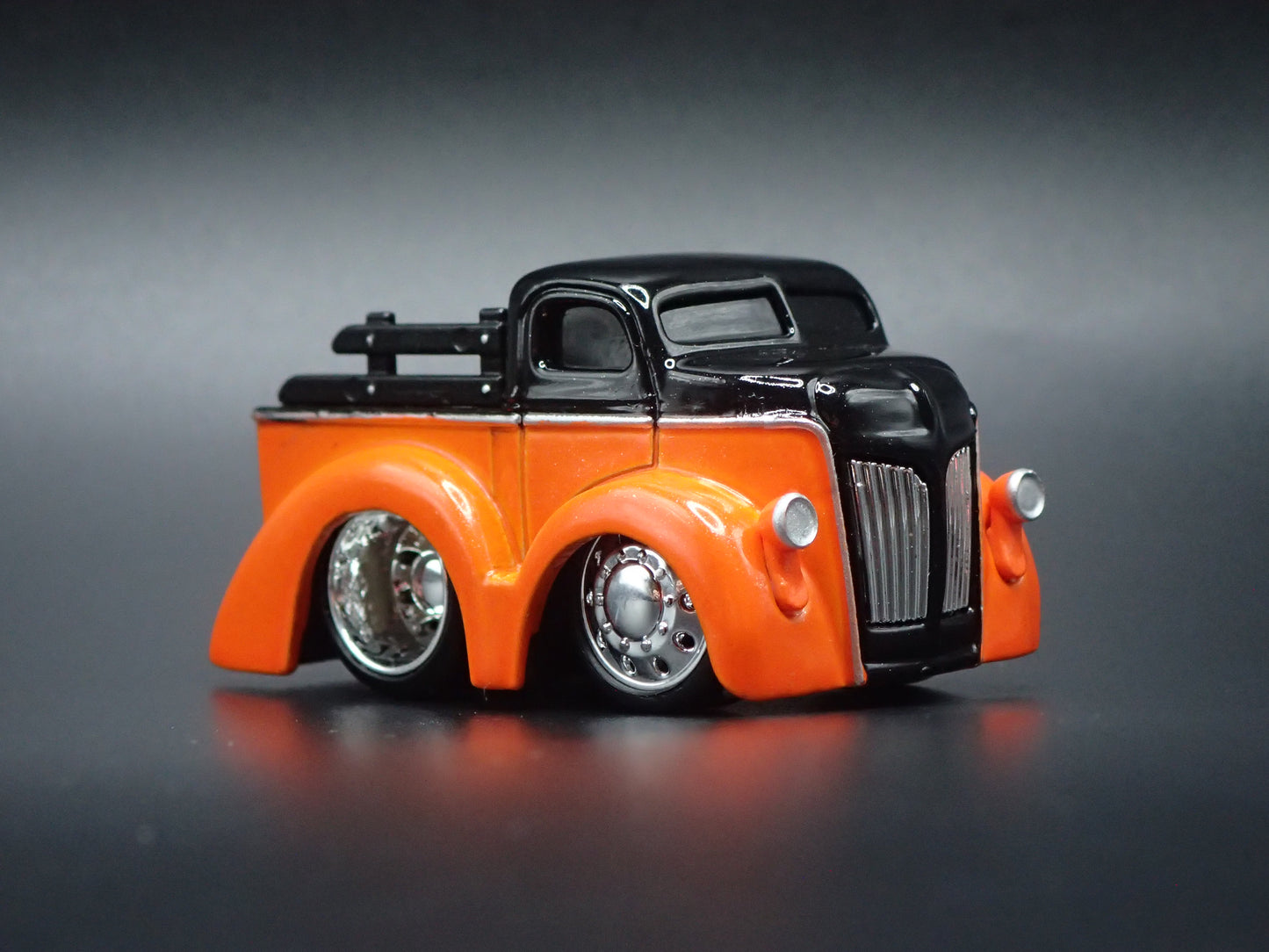 1947 47 FORD COE PICKUP TRUCK CAR TUNED 1:64 SCALE COLLECTIBLE DIECAST MODEL CAR