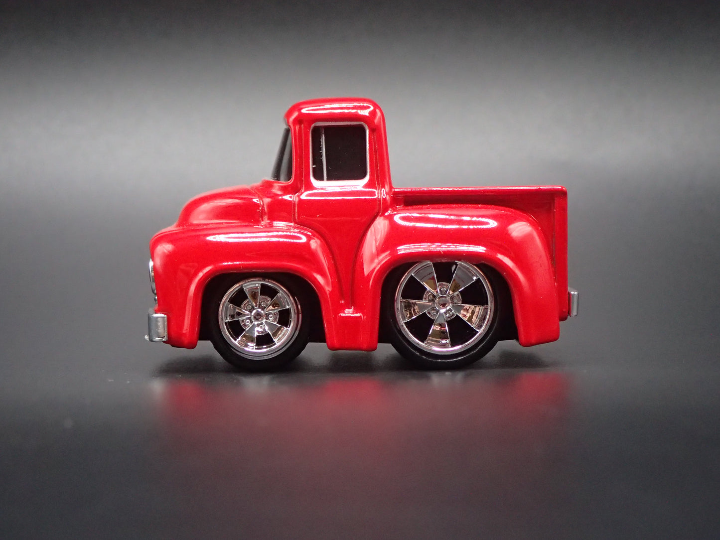 1956 56 FORD F100 PICKUP TRUCK CAR TUNED 1:64 SCALE DIORAMA DIECAST MODEL CAR