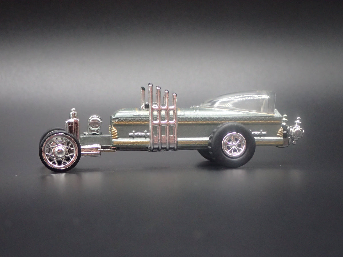 BARRIS THE OVERTAKER CUSTOM GRAY 1:64 SCALE COLLECTIBLE DIECAST MODEL CAR