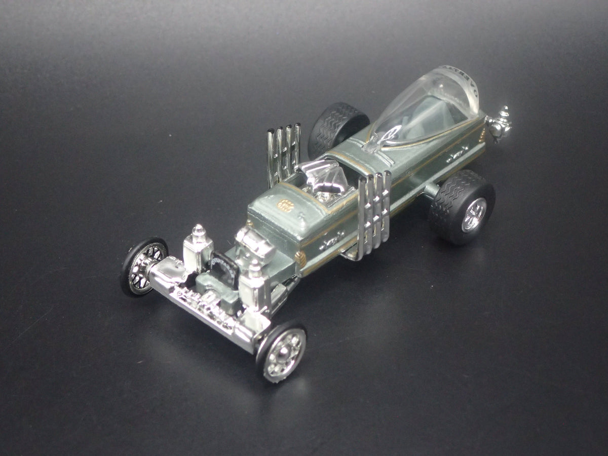 BARRIS THE OVERTAKER CUSTOM GRAY 1:64 SCALE COLLECTIBLE DIECAST MODEL CAR