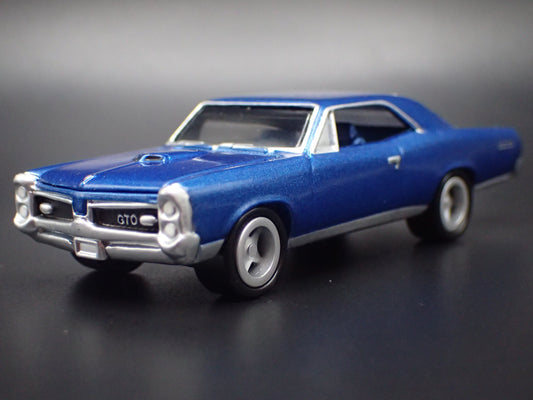 1967 67 PONTIAC GTO MUSCLE CAR 1/64 SCALE COLLECTIBLE DIORAMA DIECAST MODEL CAR-Burning Rubber Toy Company