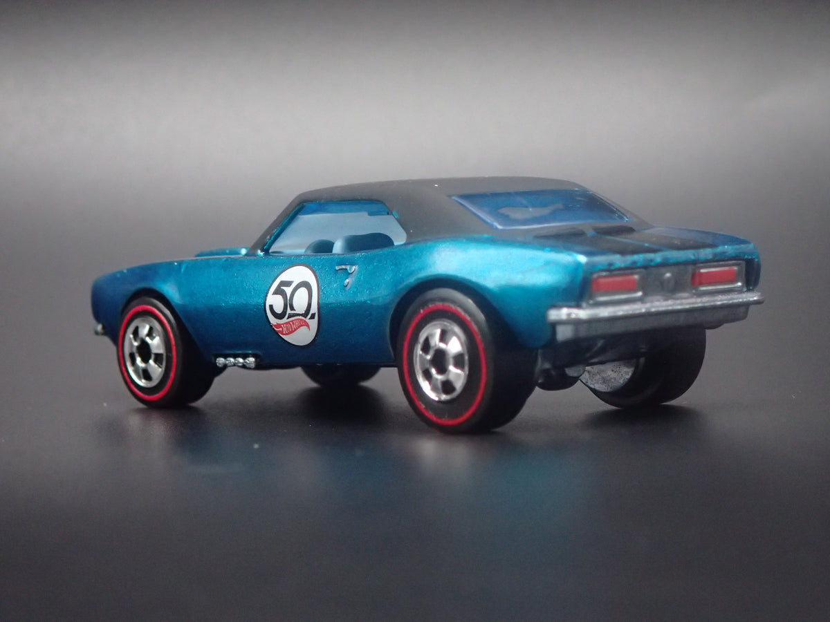 1967 67 CHEVY CHEVROLET CAMARO BLUE 1:64 SCALE COLLECTIBLE DIORAMA DIECAST MODEL CAR