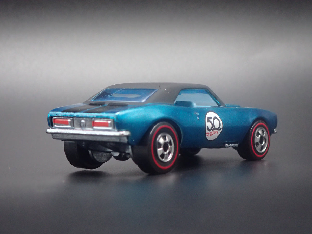 1967 67 CHEVY CHEVROLET CAMARO BLUE 1:64 SCALE COLLECTIBLE DIORAMA DIECAST MODEL CAR