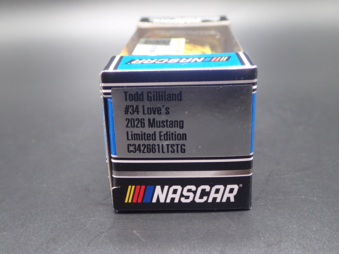 2026 26 FORD MUSTANG #34 TODD GILLILAND LOVE'S NASCAR 1:64 SCALE DIECAST CAR