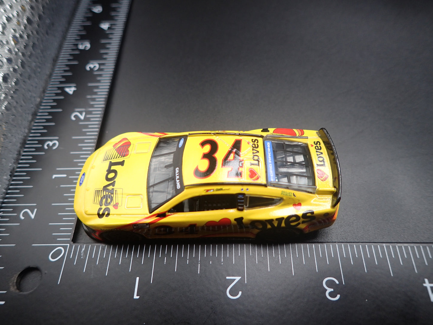 2026 26 FORD MUSTANG #34 TODD GILLILAND LOVE'S NASCAR 1:64 SCALE DIECAST CAR