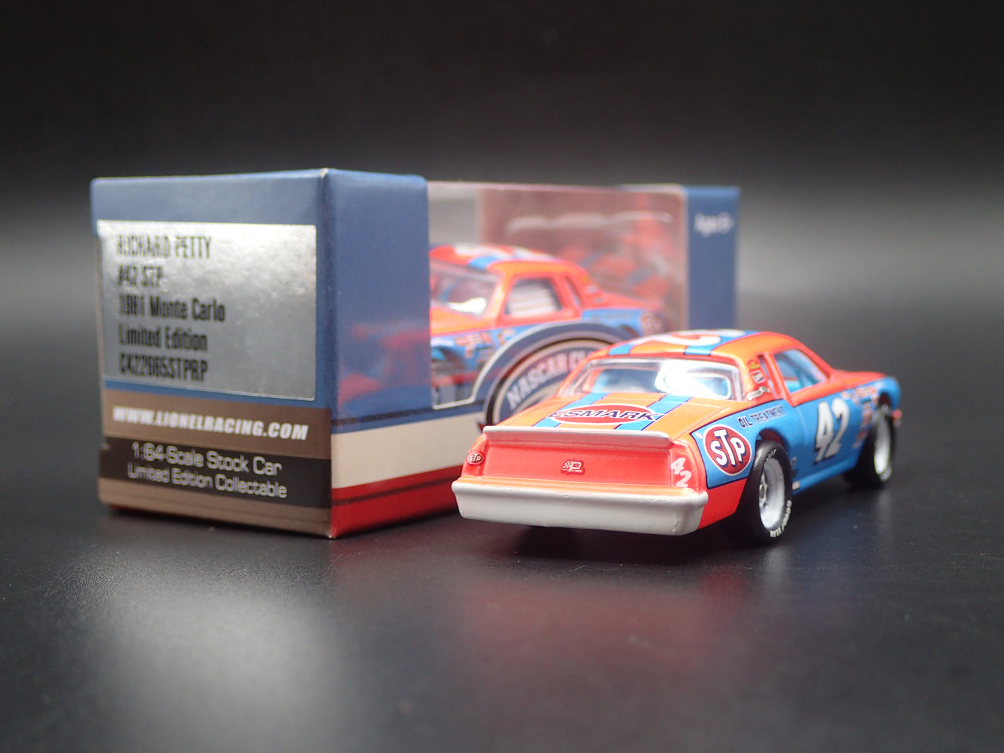 1981 81 MONTE CARLO 43 RICHARD PETTY STP NASCAR  1:64 SCALE DIECAST MODEL CAR
