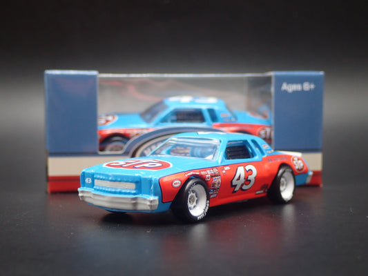 1981 81 MONTE CARLO 43 RICHARD PETTY STP NASCAR  1:64 SCALE DIECAST MODEL CAR