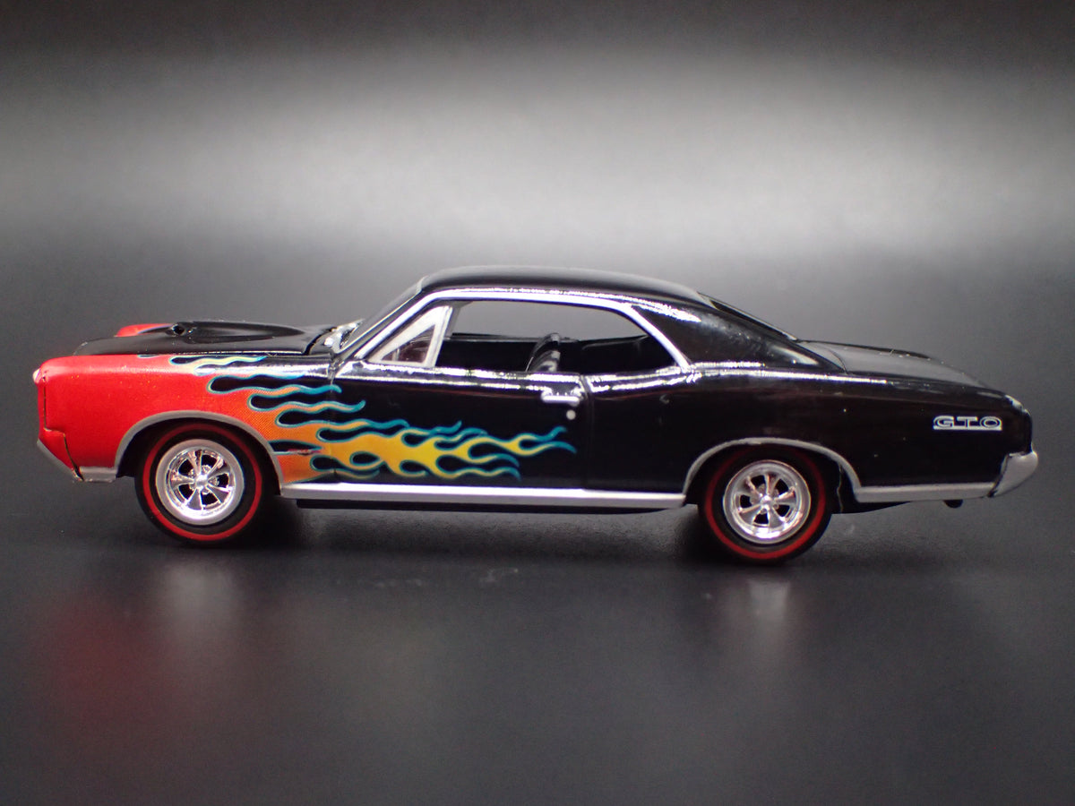 1966 66 PONTIAC GTO MUSCLE CAR BLACK 1/64 SCALE COLLECTIBLE DIECAST MODEL CAR