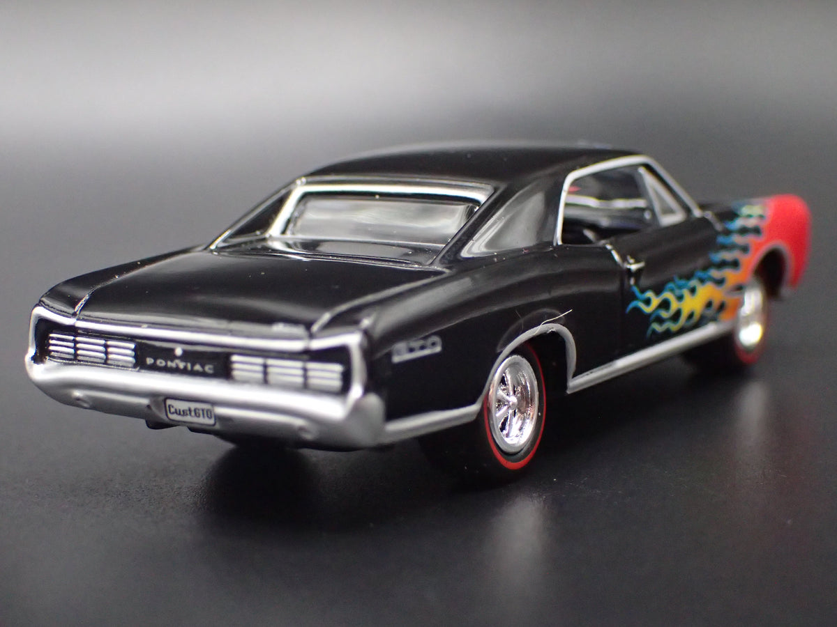 1966 66 PONTIAC GTO MUSCLE CAR BLACK 1/64 SCALE COLLECTIBLE DIECAST MODEL CAR