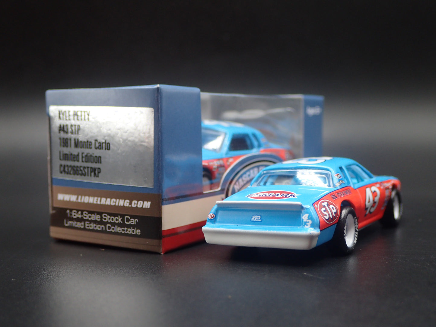 1981 81 MONTE CARLO 43 RICHARD PETTY STP NASCAR  1:64 SCALE DIECAST MODEL CAR