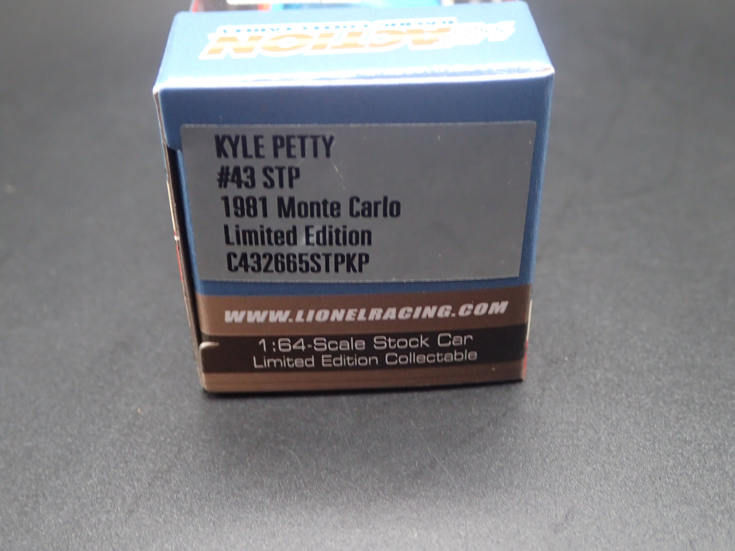 1981 81 MONTE CARLO 43 RICHARD PETTY STP NASCAR  1:64 SCALE DIECAST MODEL CAR