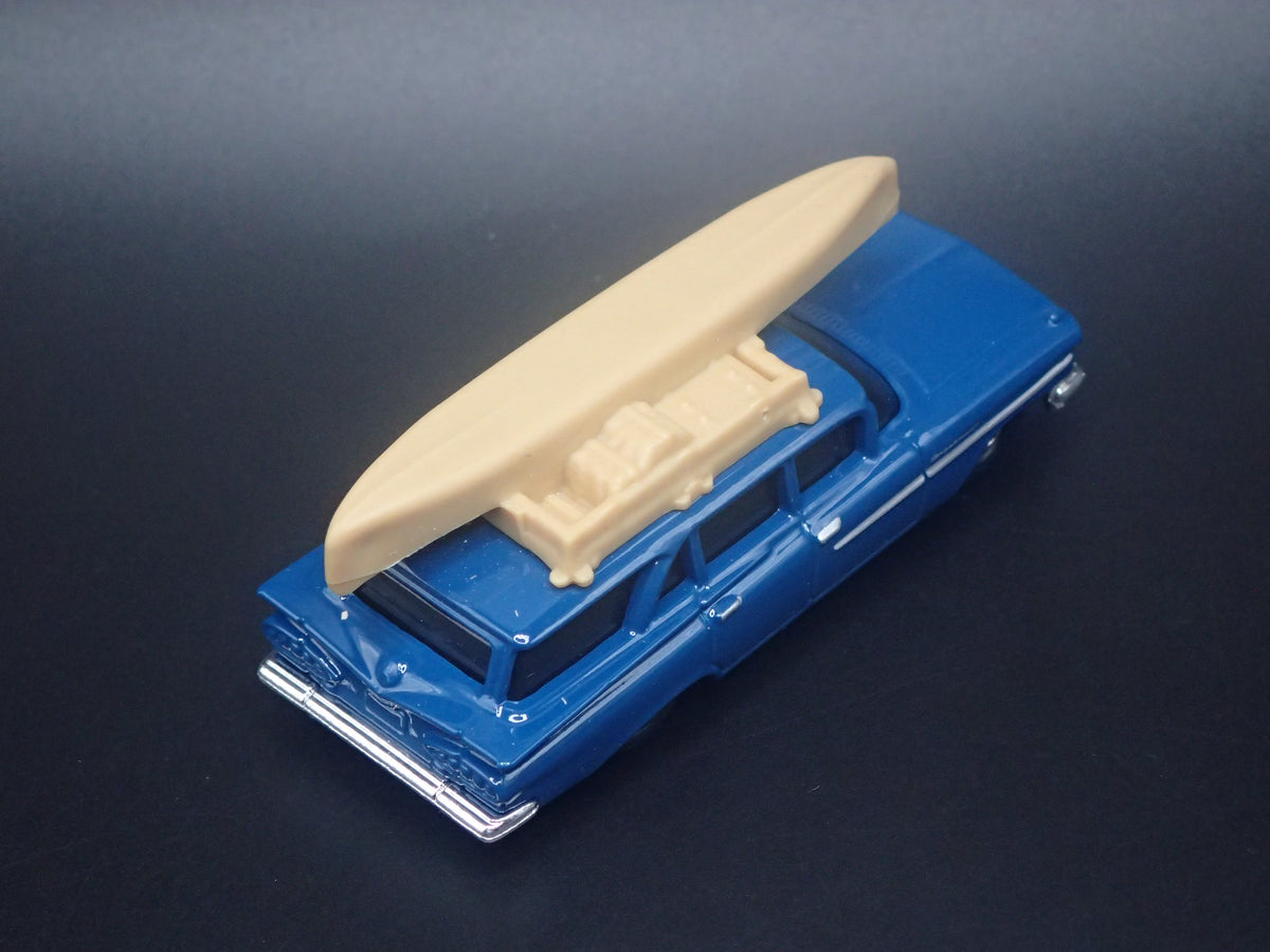 1959 59 CHEVY CHEVROLET STATION WAGON BLUE 1/64 SCALE DIORAMA DIECAST MODEL CAR