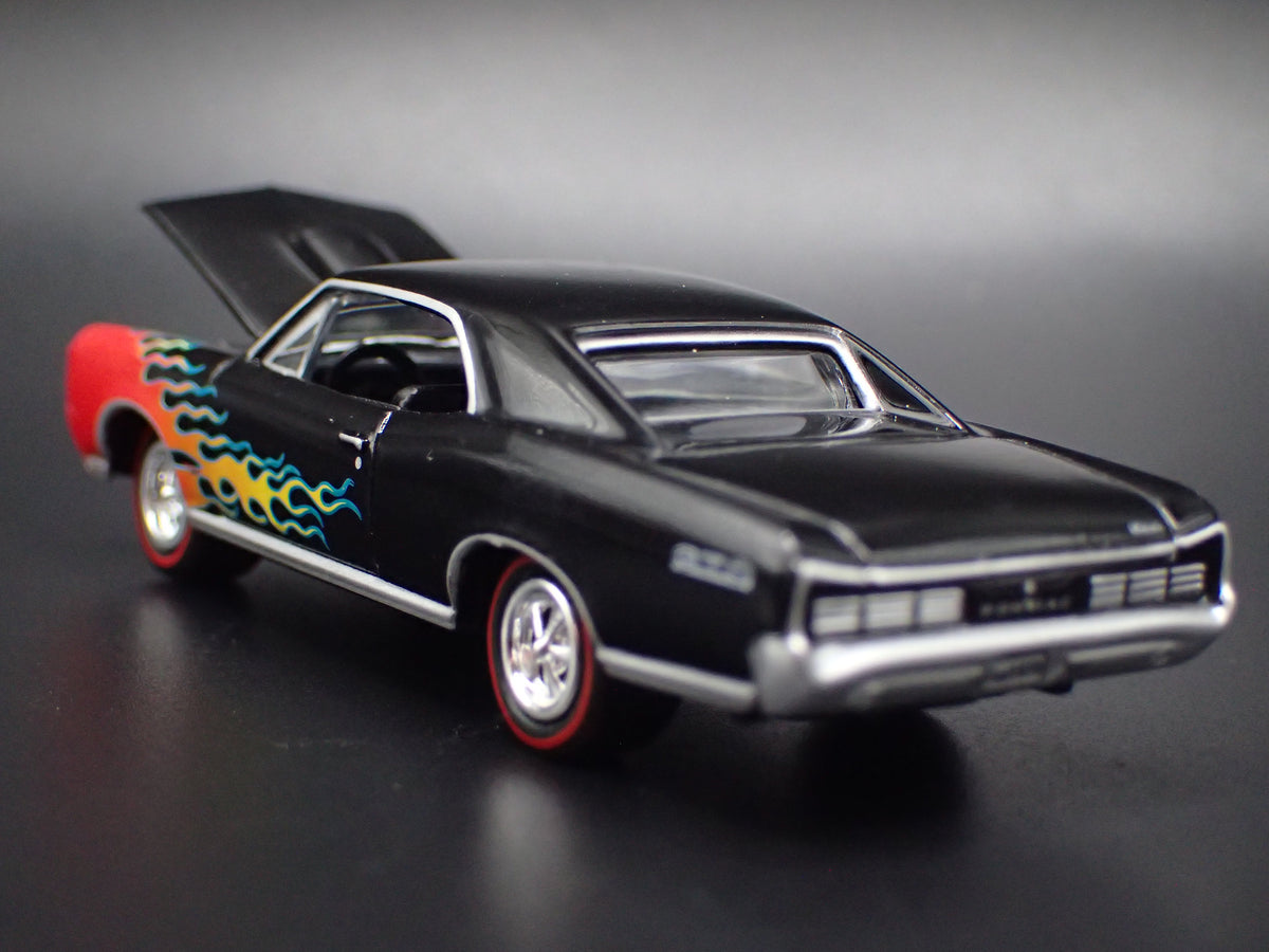 1966 66 PONTIAC GTO MUSCLE CAR BLACK 1/64 SCALE COLLECTIBLE DIECAST MODEL CAR