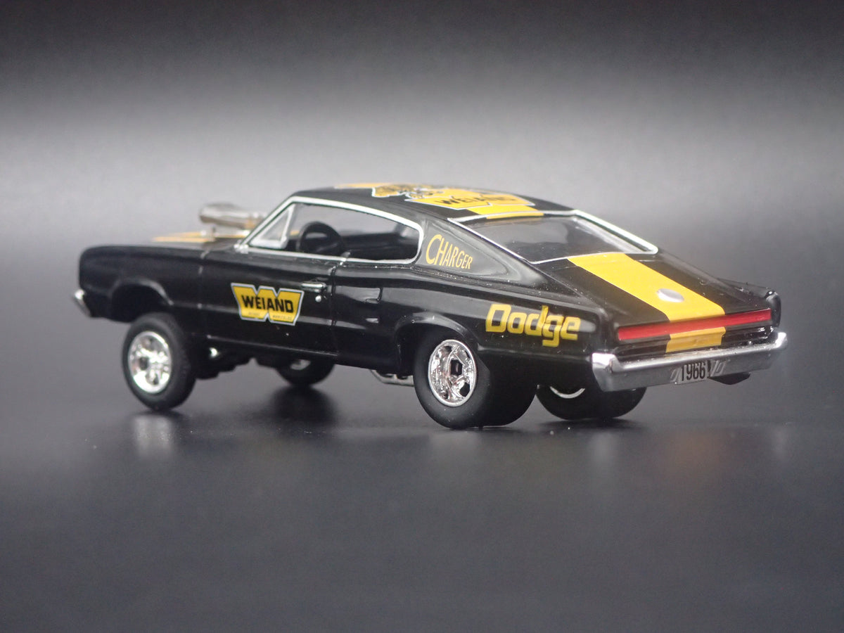1966 66 DODGE CHARGER HEMI WEILAND DRAG NHRA 1:64 SCALE DIECAST MODEL CAR