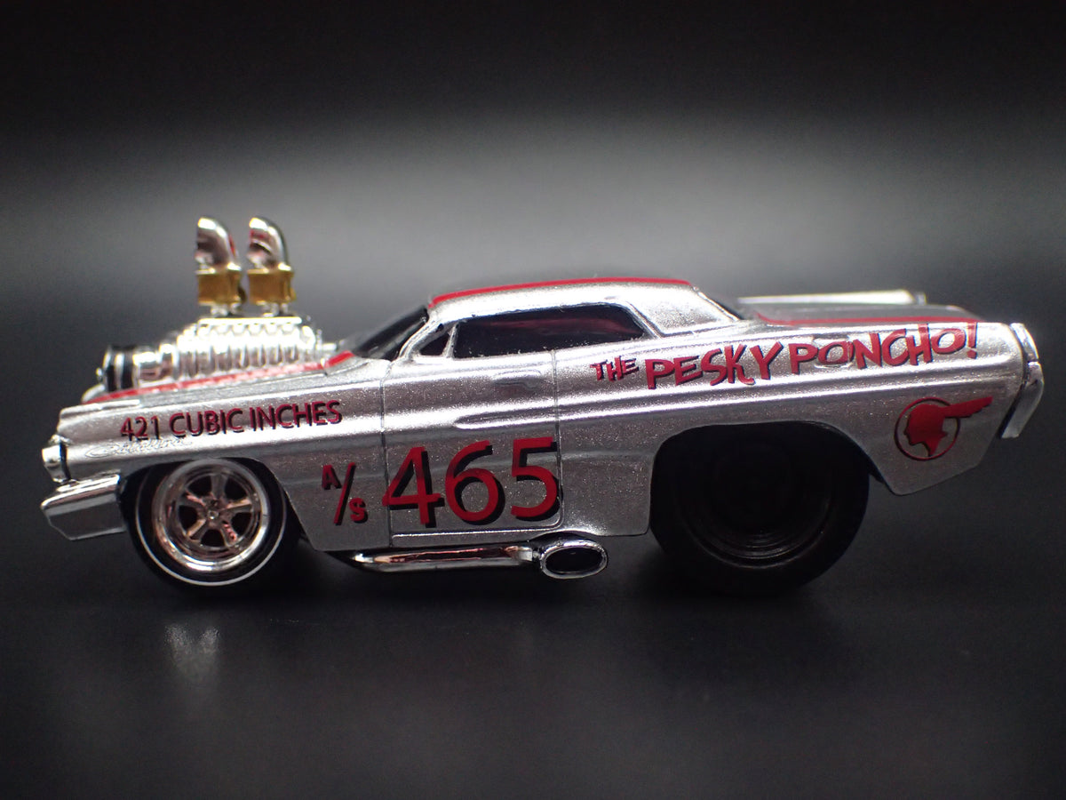 1962 62 PONTIAC CATALINA SILVER 1:64 SCALE COLLECTIBLE DIECAST MODEL CAR