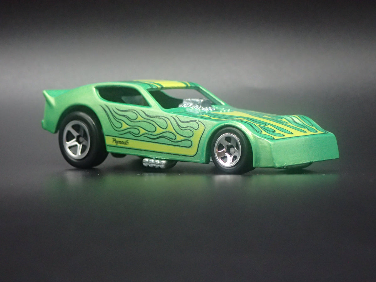1977 77 PLYMOUTH ARROW FUNNY CAR NHRA GREEN 1/64 SCALE DIECAST MODEL CAR