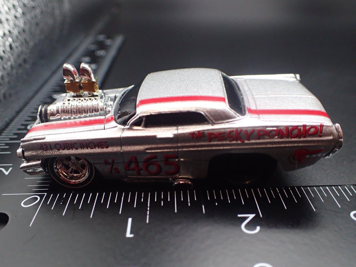 1962 62 PONTIAC CATALINA SILVER 1:64 SCALE COLLECTIBLE DIECAST MODEL CAR