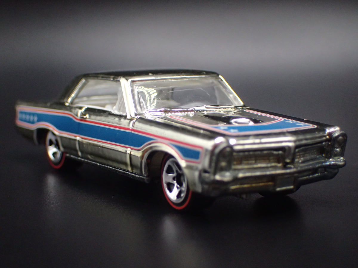 1965 65 PONTIAC GTO MUSCLE CAR CHROME 1:64 SCALE COLLECTIBLE DIECAST MODEL CAR