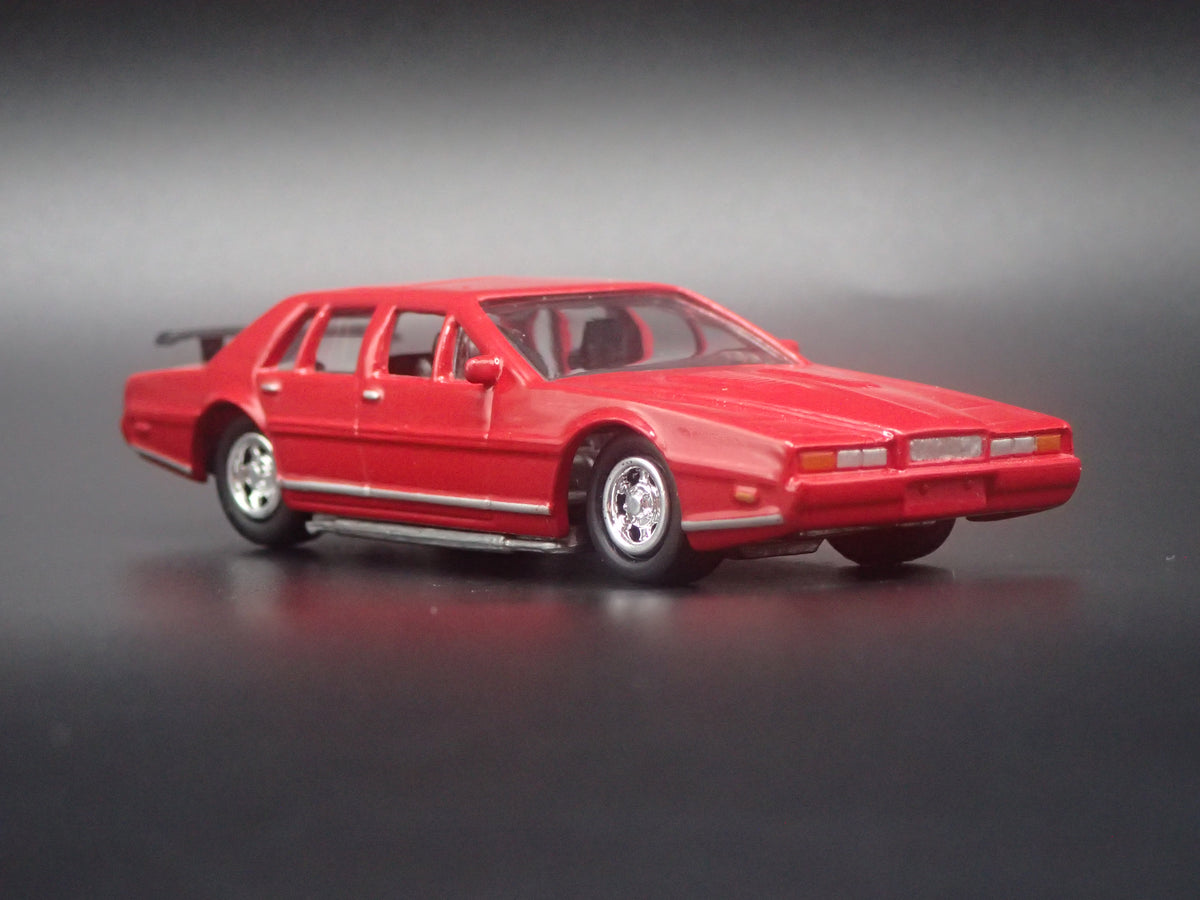 1983 83 ASTON MARTIN LAGONDA RED 1:64 SCALE COLLECTIBLE DIECAST MODEL CAR