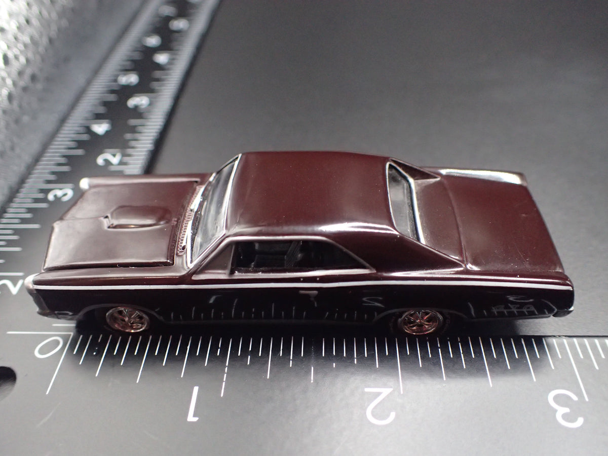1967 67 PONTIAC GTO BURGUNDY 1/64 SCALE COLLECTIBLE DIECAST MODEL CAR