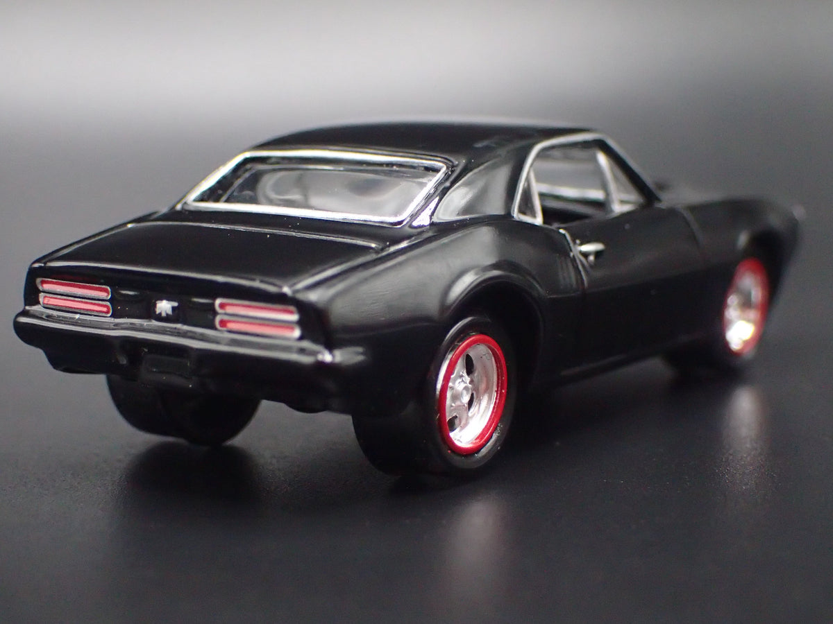 1967 67 PONTIAC FIREBIRD BLACK 1:64 SCALE COLLECTIBLE DIORAMA DIECAST MODEL CAR