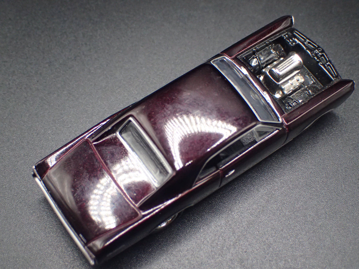 1966 66 PONTIAC GTO MUSCLE CAR 1/64 SCALE COLLECTIBLE DIORAMA DIECAST MODEL CAR