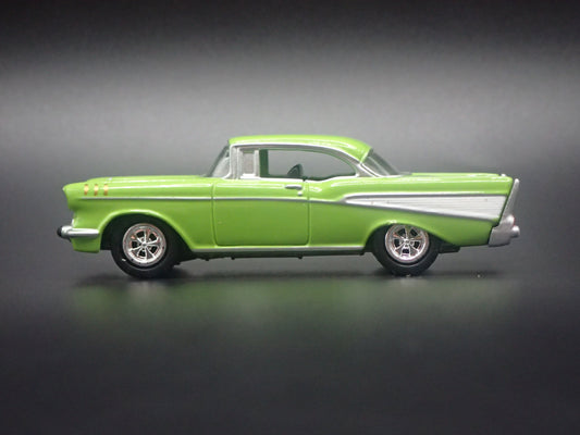 1957 57 CHEVY CHEVROLET BEL AIR GREEN 1:64 SCALE DIORAMA DIECAST MODEL CAR-Burning Rubber Toy Company