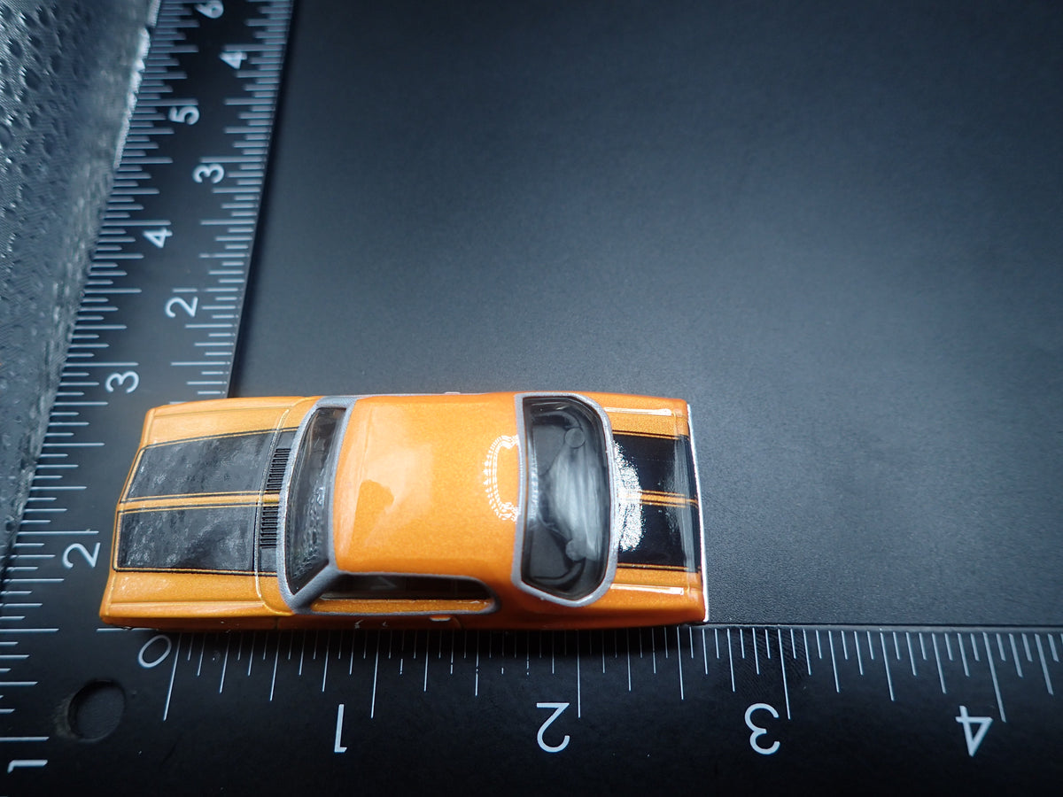 1973 73 HOLDEN MONARO GTS ORG 1:64 SCALE COLLECTIBLE DIORAMA DIECAST MODEL CAR-Burning Rubber Toy Company