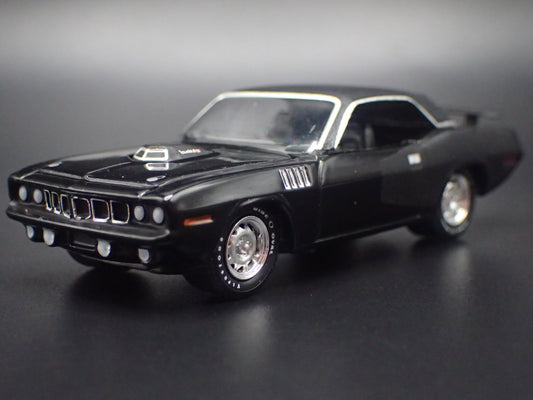 1971 71 PLYMOUTH 340 CUDA BLACK 1:64 SCALE COLLECTIBLE DIORAMA DIECAST MODEL CAR-Burning Rubber Toy Company