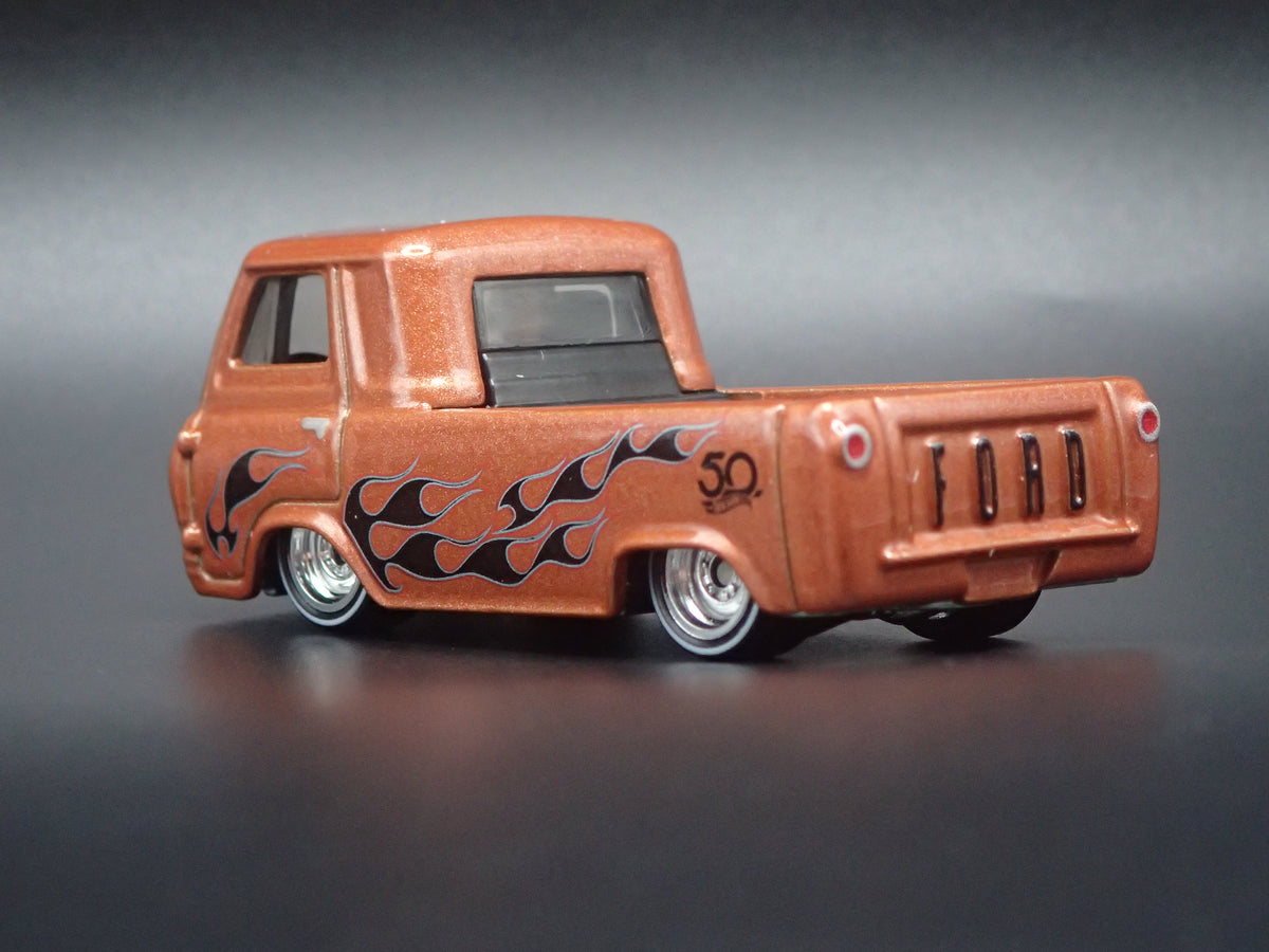 1960'S FORD ECONOLINE PICKUP TRUCK BROWN 1:64 SCALE DIORAMA DIECAST MODEL CAR
