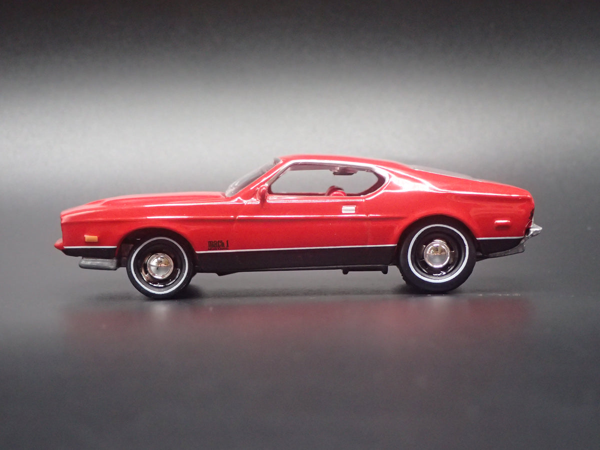 1971 71 FORD MUSTANG MACH 1 007 RED 1/64 SCALE COLLECTIBLE DIECAST MODEL CAR