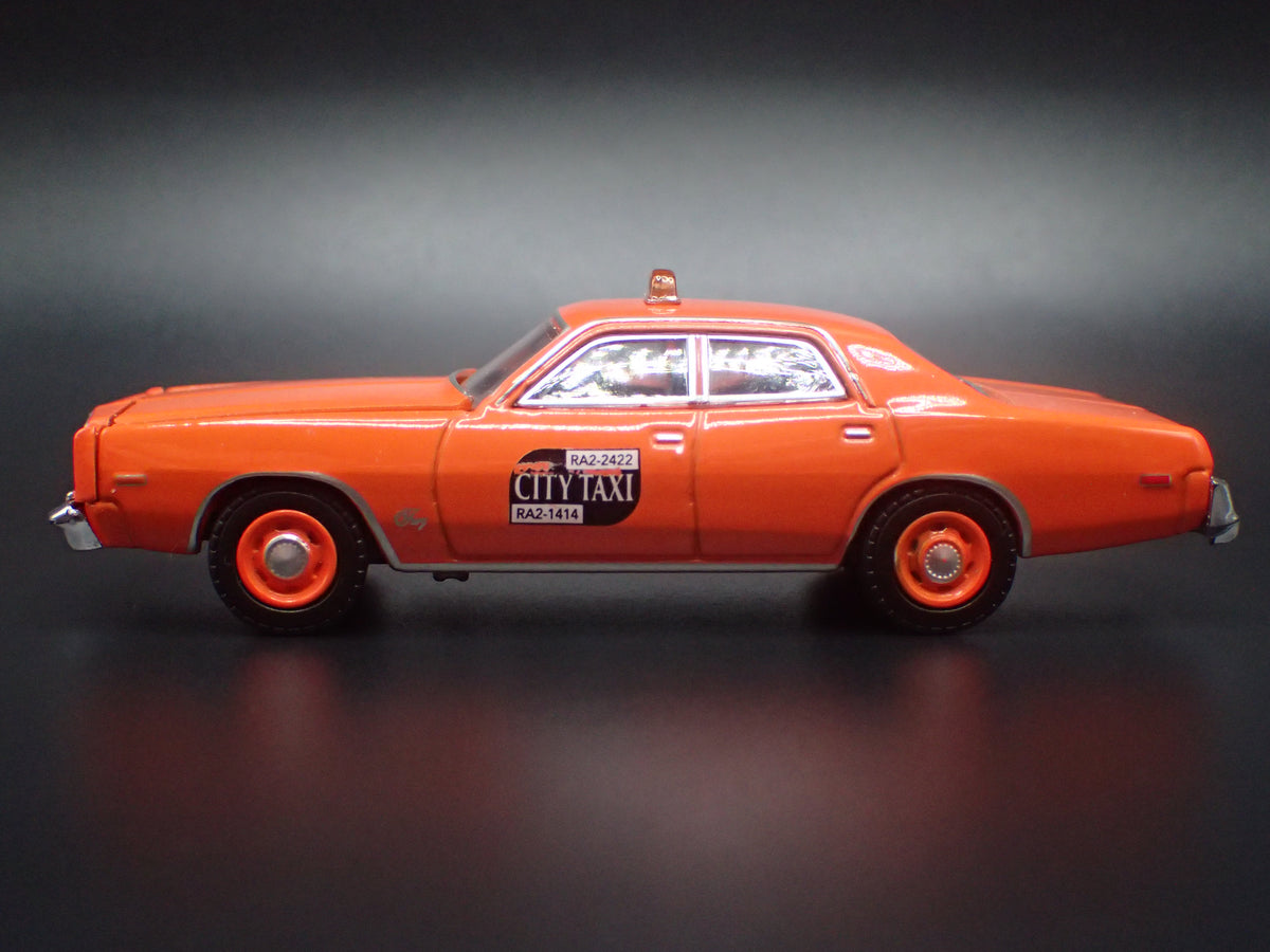 1977 77 PLYMOUTH FURY TAXI CAB BINGHAMTON NY 1:64 SCALE ECAST MODEL CAR