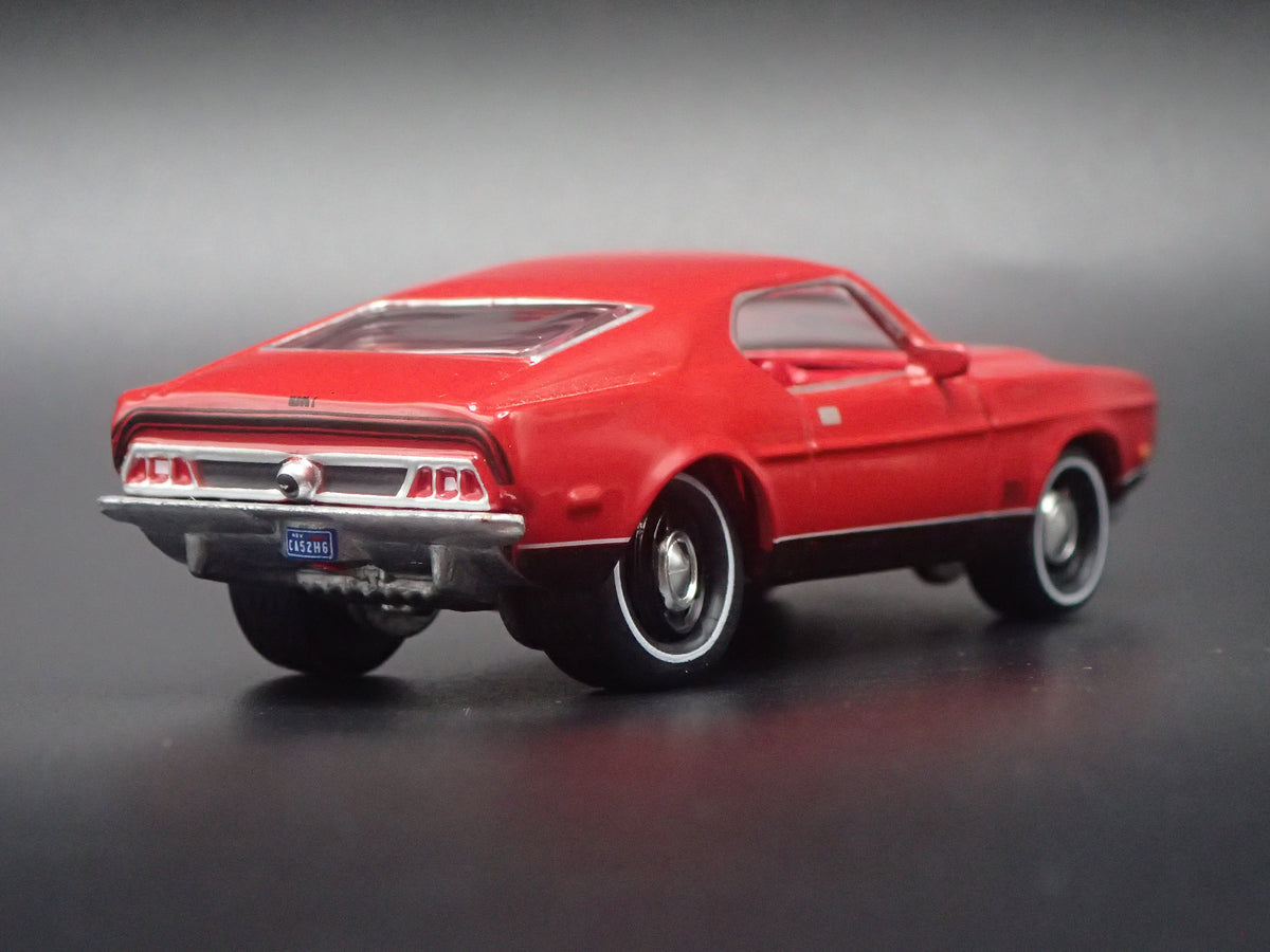 1971 71 FORD MUSTANG MACH 1 007 RED 1/64 SCALE COLLECTIBLE DIECAST MODEL CAR